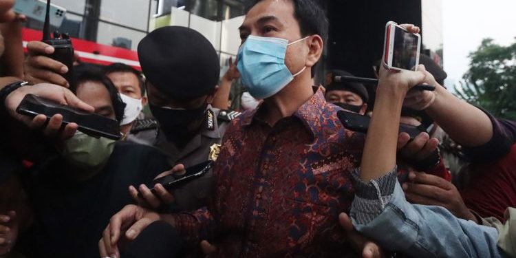 Azis Syamsuddin Ungkap Awal Perkenalan dengan Eks Penyidik KPK Stepanus Robin Pattuju