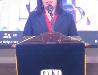 Ketum DPP PIKI Dr. Badikenita Putri Sitepu SE, M.Si saat membawakan sambutan di Dies Natalis PIKI ke 58 di Kota Bitung