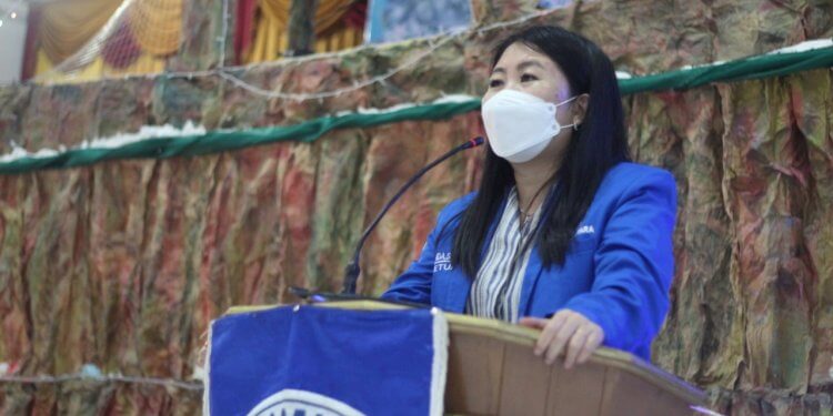 Ketua DPD GAMKI SULUT Yoanda Yoanggara di Ibadah Sambut Natal GAMKI di Jemaat Betania Desa Serei